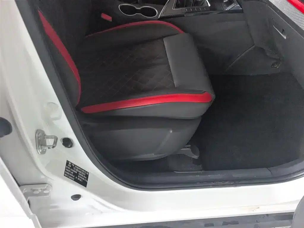 Fengxing T5 2021 1.6L Manual Comfort Model — миниатюра 18