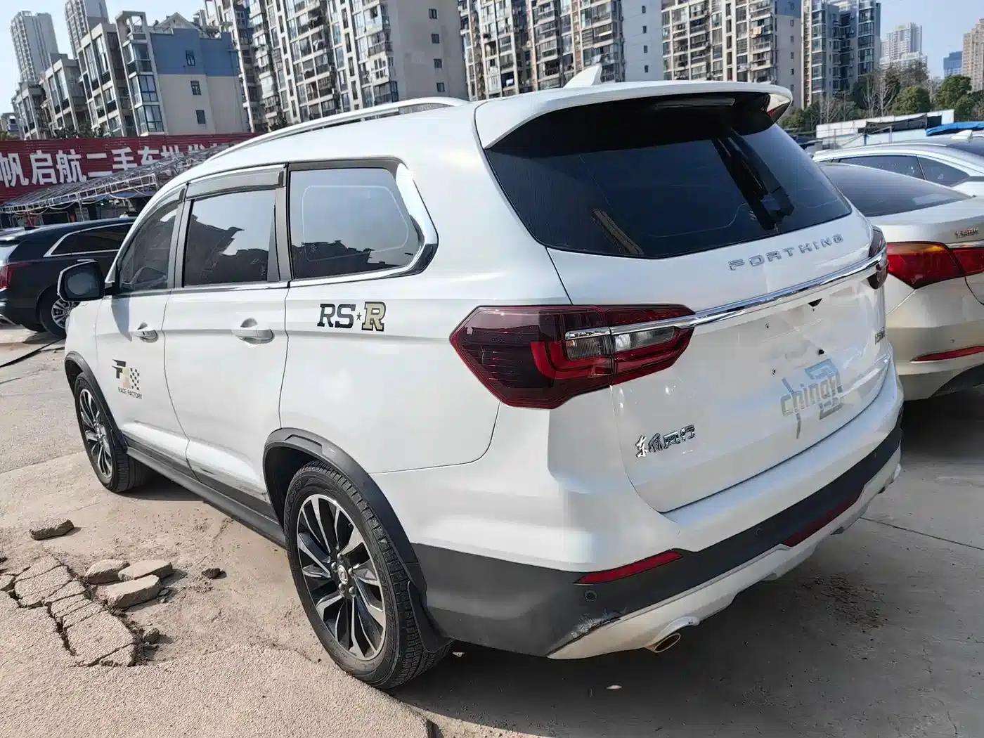 Fengxing T5L 2019 1.5T CVT Luxury 7-seater — миниатюра 17