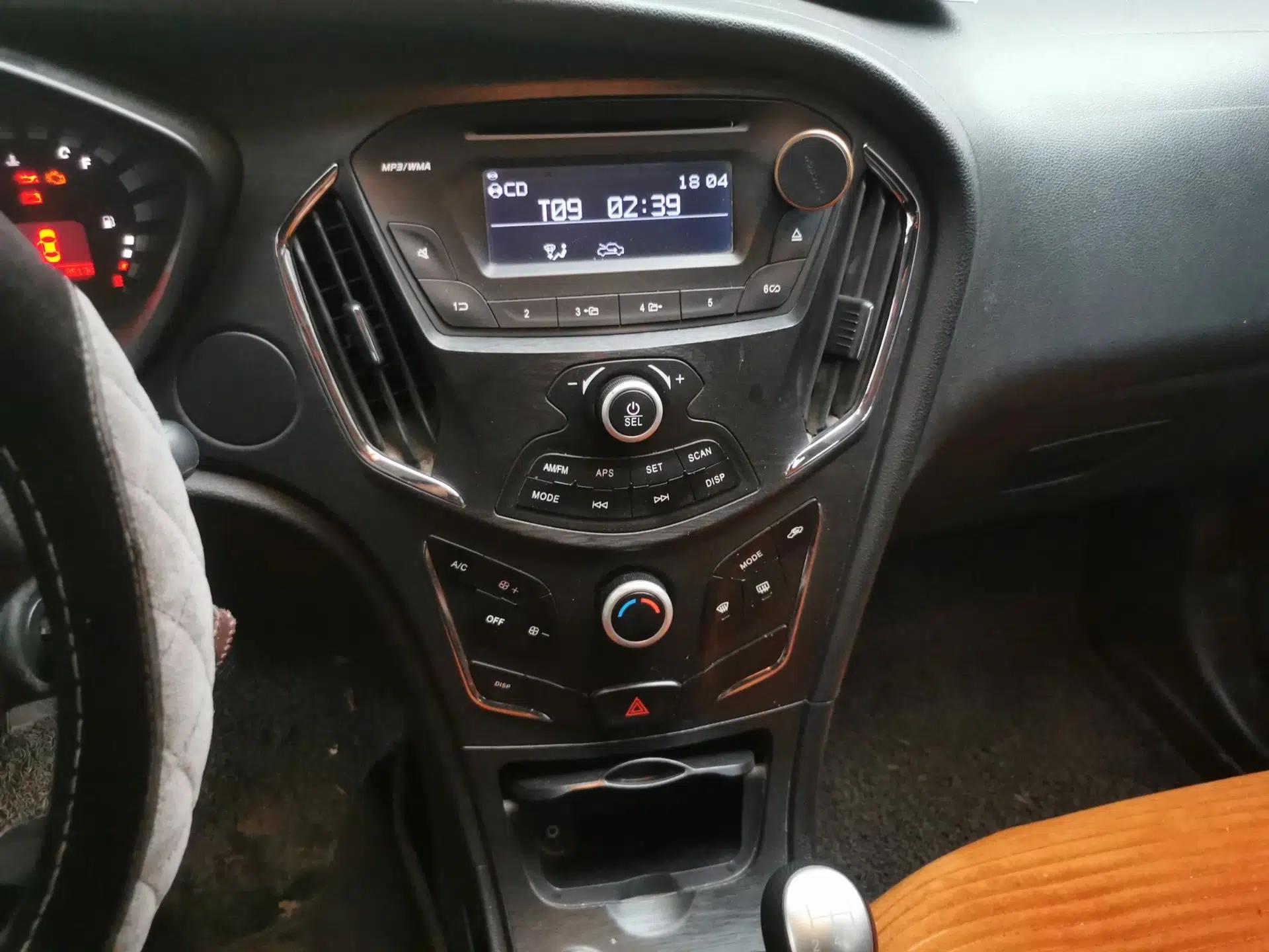 GAC Trumpchi GA3S Vision 2014 1.6L Manual Elite Edition — миниатюра 14
