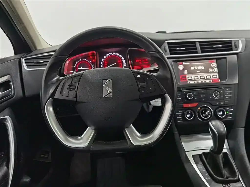 DS 5LS 2014 1.6T Elegant Edition THP160 — миниатюра 11