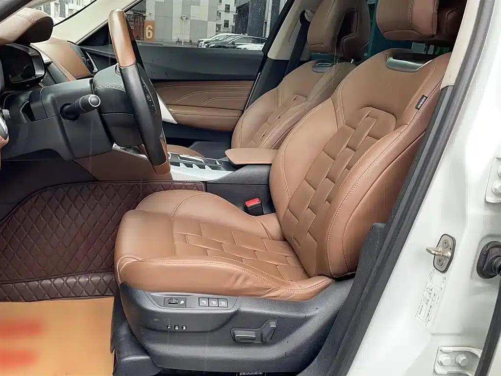 DS 5 2015 1.8T Premium Edition THP200 — миниатюра 7