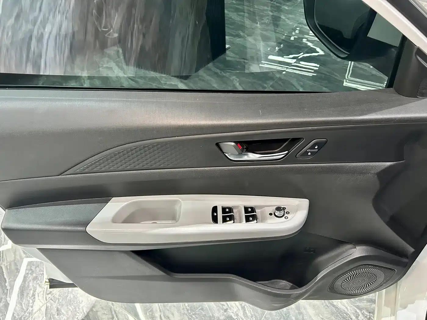 Dongfeng Fengshen E70 2023 Model 500 Smart Edition: Lithium Iron Phosphate Fuel Cell, 48.6kWh, 120kW — миниатюра 21