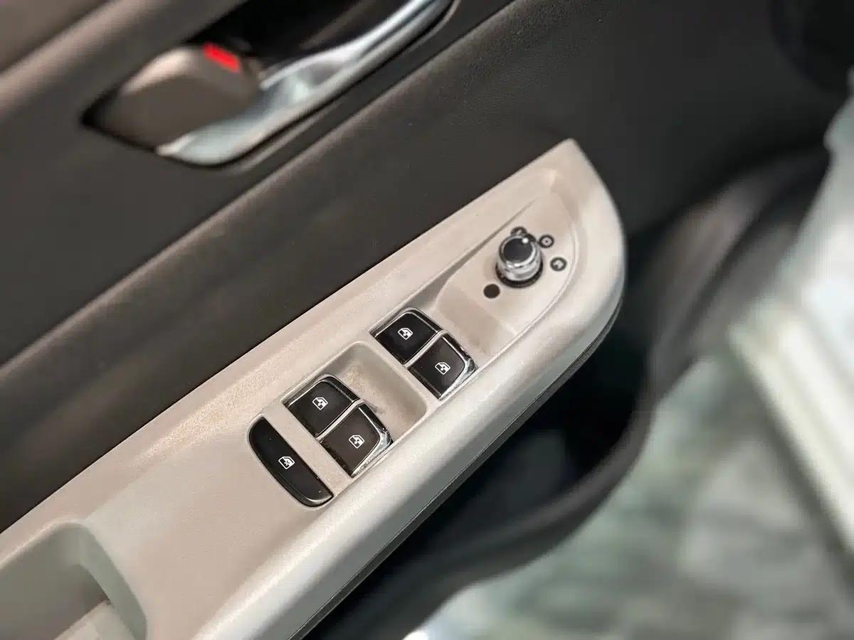 Dongfeng Fengshen E70 2023 Model 500 Smart Edition: Lithium Iron Phosphate Fuel Cell, 48.6kWh, 120kW — миниатюра 22