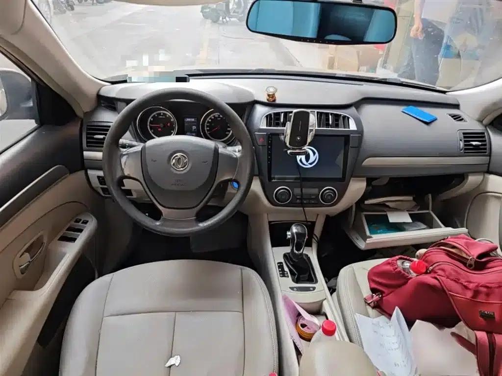 Dongfeng Fengshen A60 2016 Model 1.5L Automatic Deluxe — миниатюра 13