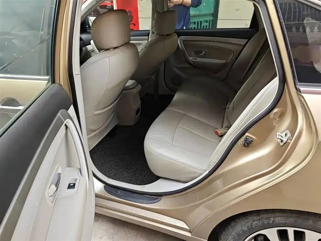 Dongfeng Fengshen A60 2016 Model 1.5L Automatic Deluxe — миниатюра 15