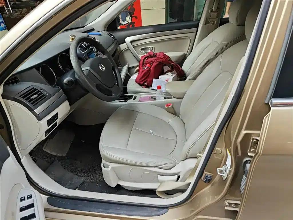 Dongfeng Fengshen A60 2016 Model 1.5L Automatic Deluxe — миниатюра 8