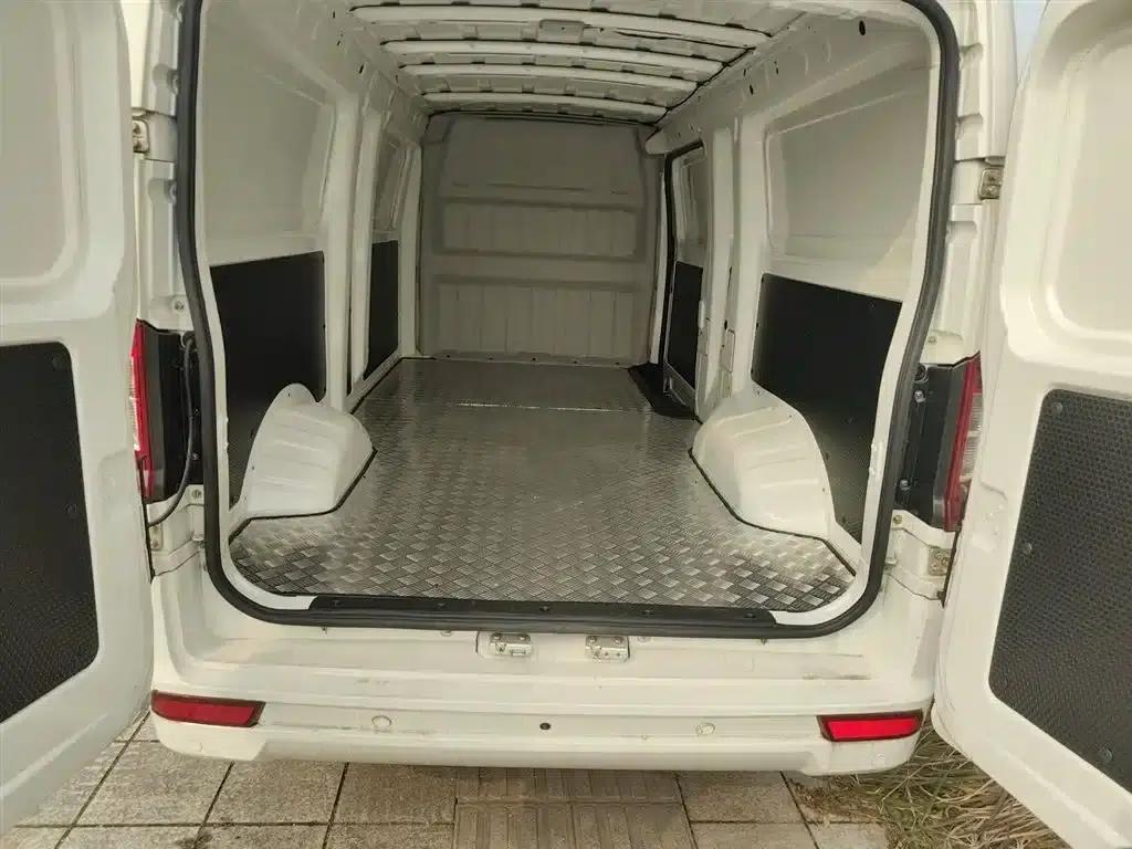 Yufeng EM27 2024 Model EM27L EVE Energy 41.86kWh — миниатюра 19