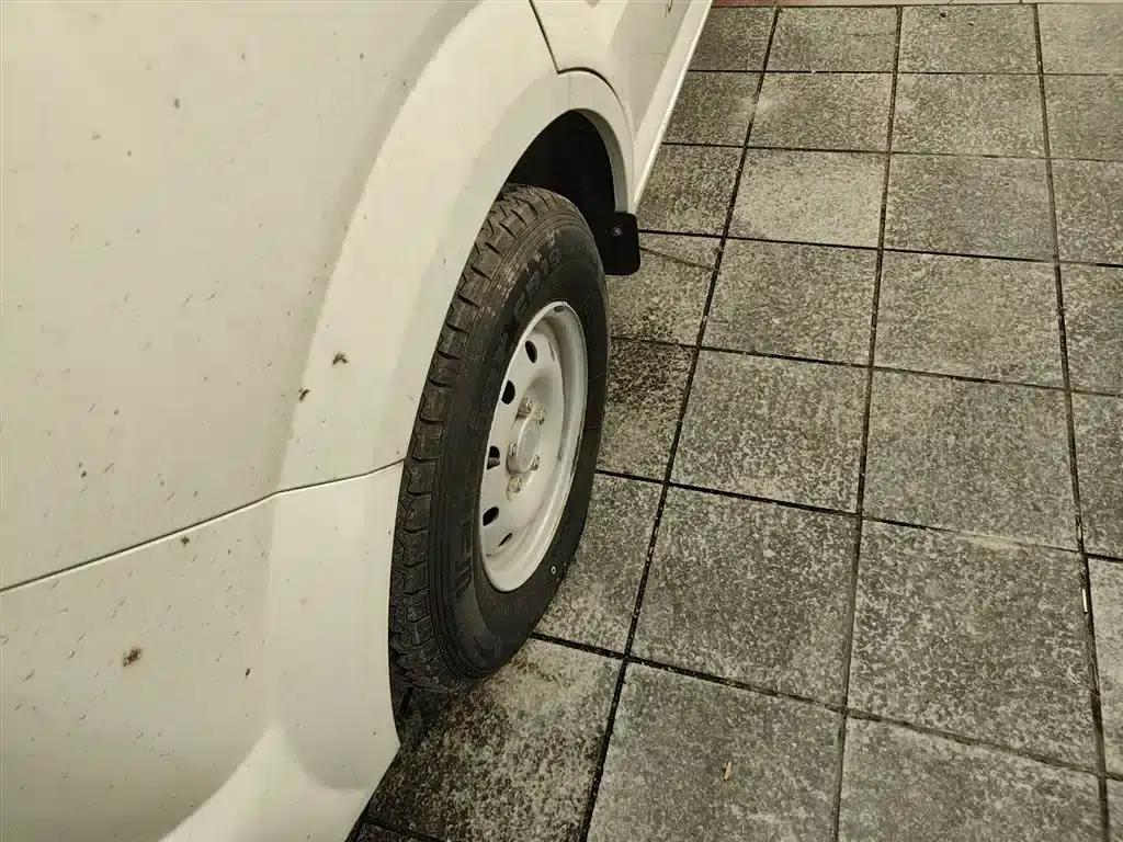 Yufeng EM27 2024 Model EM27L EVE Energy 41.86kWh — миниатюра 23