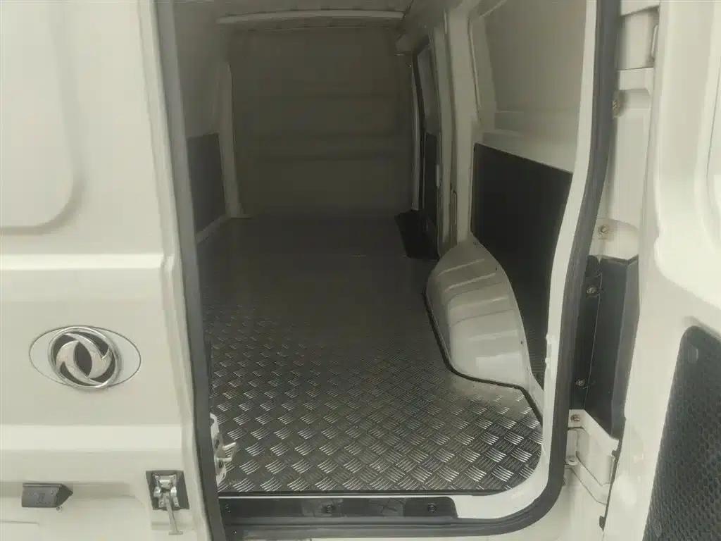 Yufeng EM27 2024 Model EM27L EVE Energy 41.86kWh — миниатюра 19