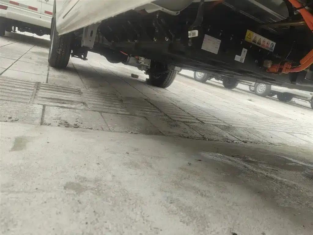 Yufeng EM27 2024 Model EM27L EVE Energy 41.86kWh — миниатюра 21