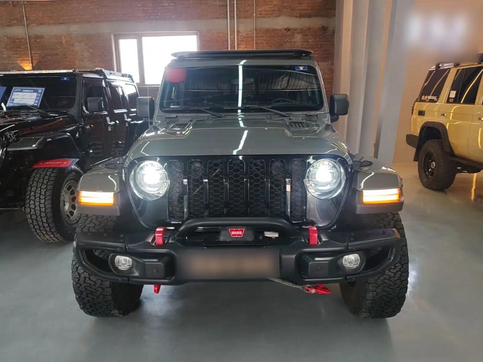 Jeep Gladiator 2022 3.6L Pioneer Edition — миниатюра 2