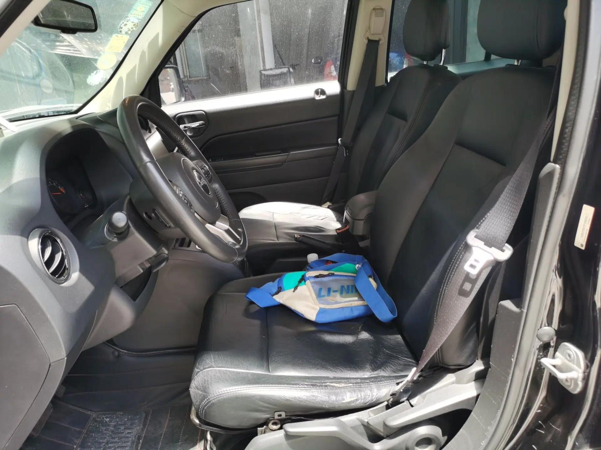 Jeep Patriot 2014 2.0L Sport Enhanced Edition — миниатюра 16