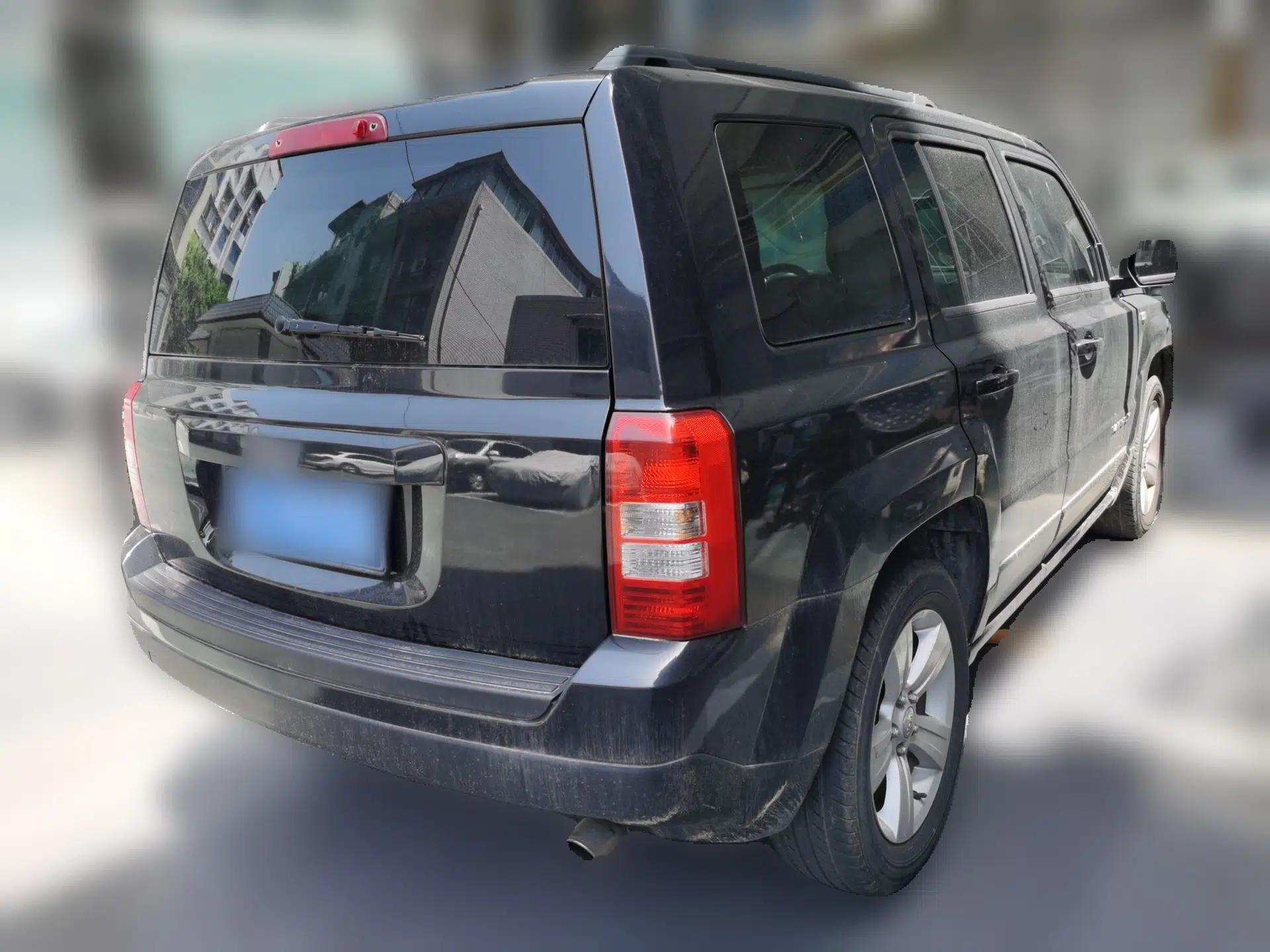 Jeep Patriot 2014 2.0L Sport Enhanced Edition — миниатюра 6