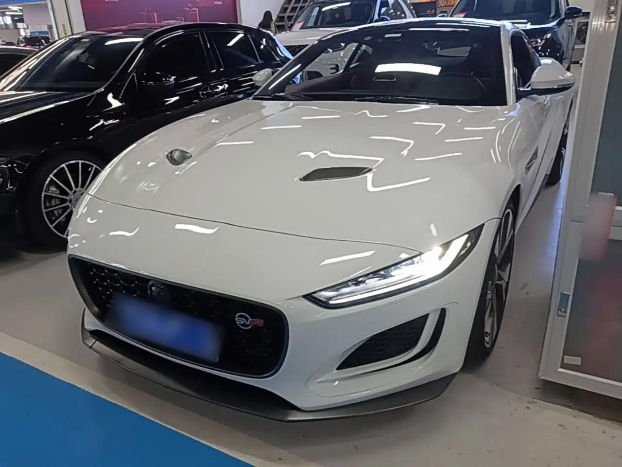 Jaguar F-TYPE 2021 P300 Rear-Drive First Edition Hardtop Version — миниатюра 1