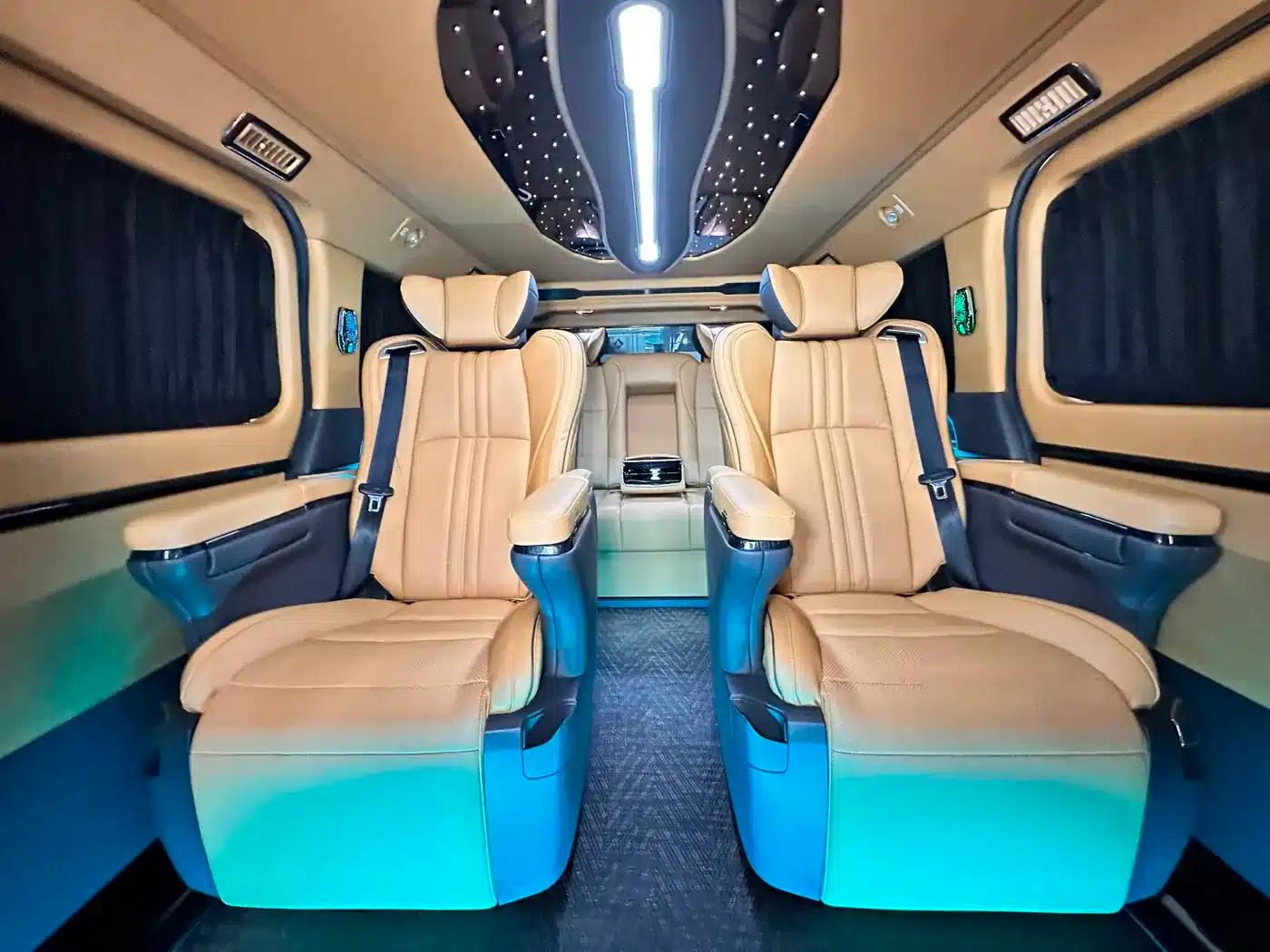 2023 HIACE 3.5L Automatic — миниатюра 14