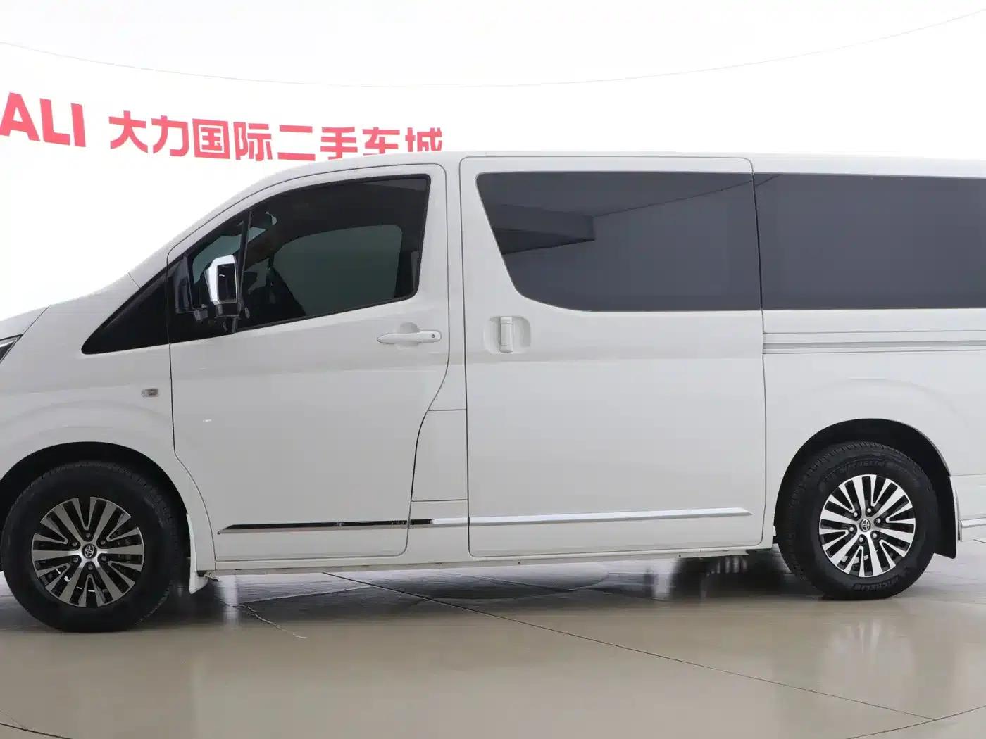 2023 HIACE 3.5L Automatic — миниатюра 28