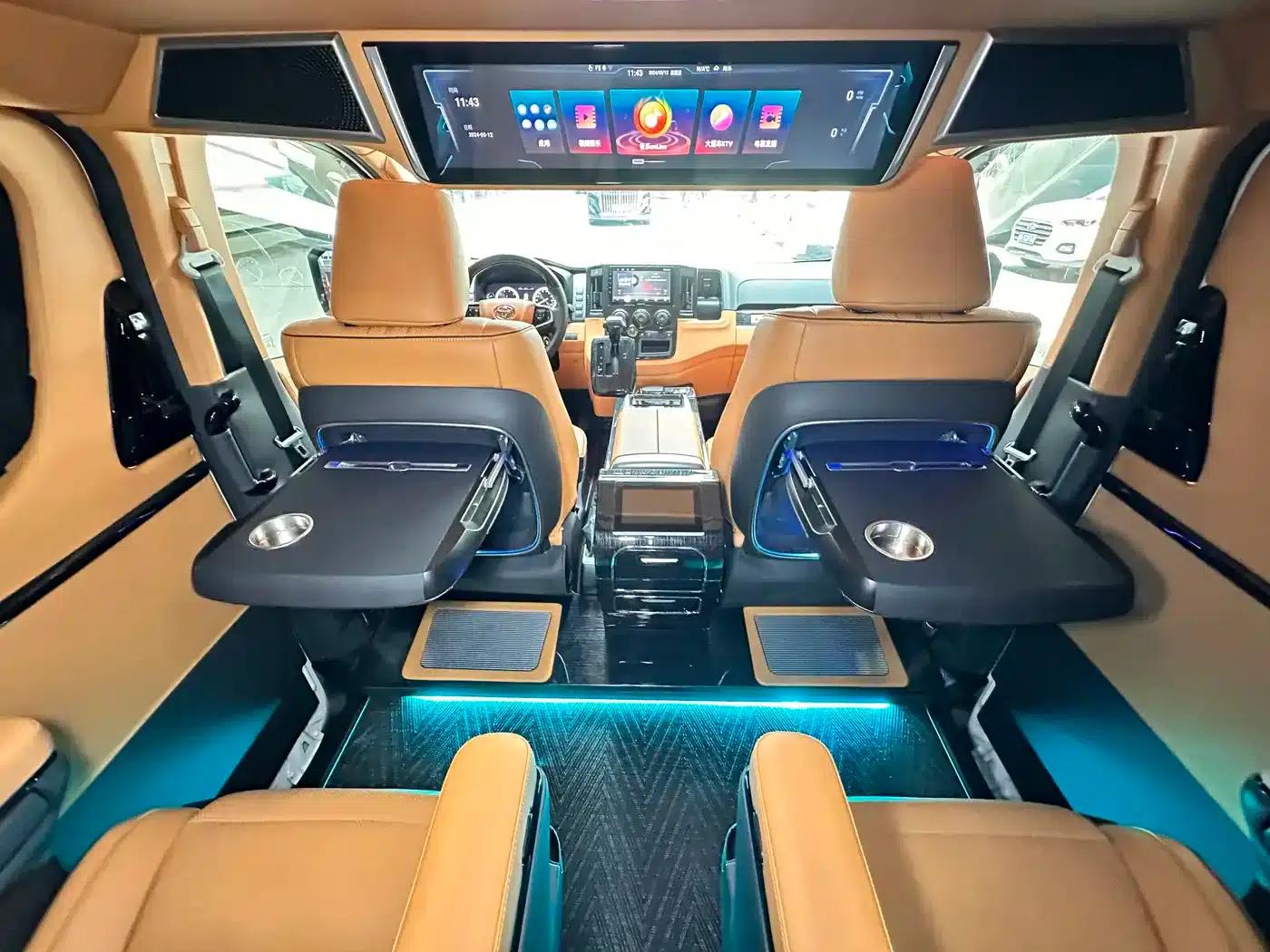 2023 HIACE 3.5L Automatic — миниатюра 10