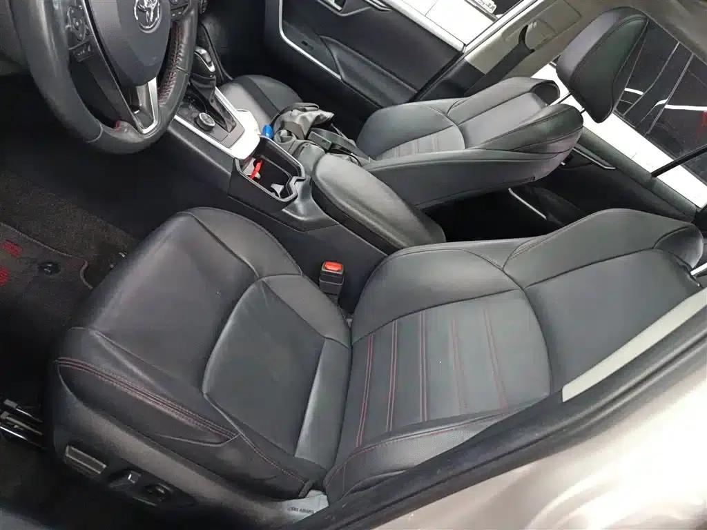 Highlander New Energy 2021 High-Performance Edition 2.5L Two-Wheel Drive Sport Edition — миниатюра 15