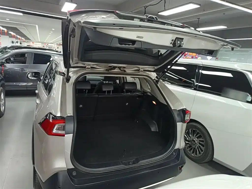 Highlander New Energy 2021 High-Performance Edition 2.5L Two-Wheel Drive Sport Edition — миниатюра 19
