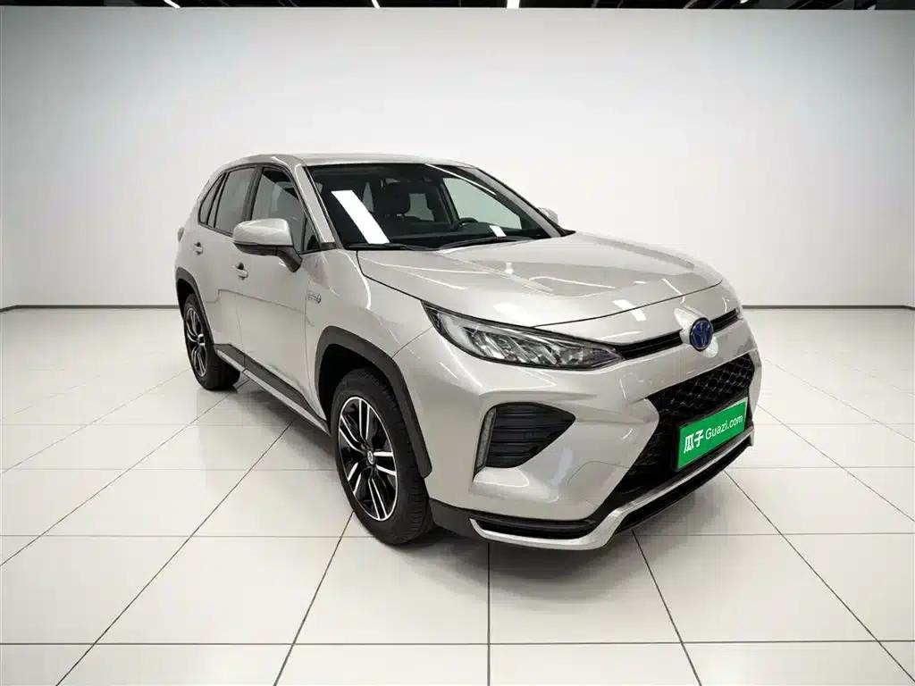 Highlander New Energy 2021 High-Performance Edition 2.5L Two-Wheel Drive Sport Edition — миниатюра 4