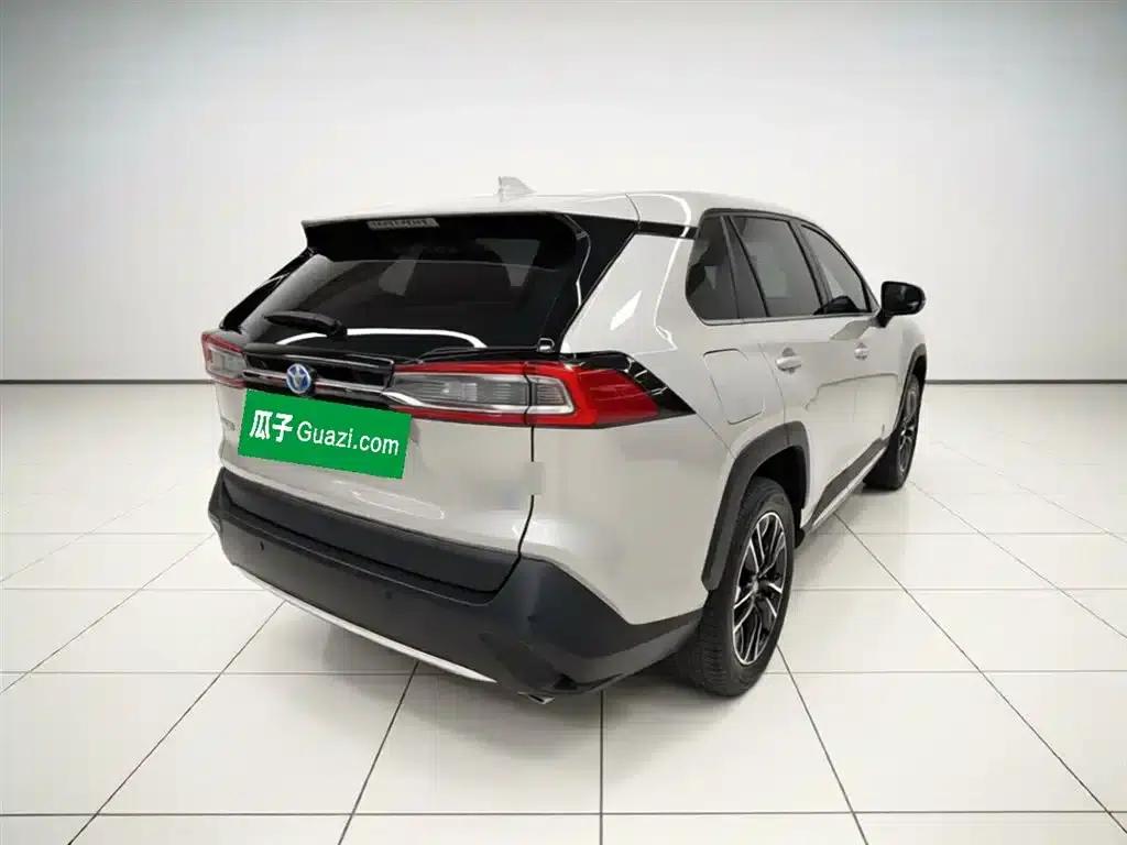 Highlander New Energy 2021 High-Performance Edition 2.5L Two-Wheel Drive Sport Edition — миниатюра 7