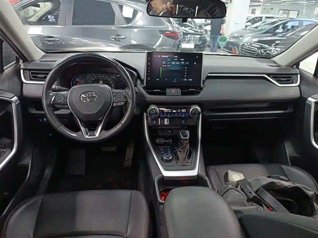 Highlander New Energy 2021 High-Performance Edition 2.5L Two-Wheel Drive Sport Edition — миниатюра 10