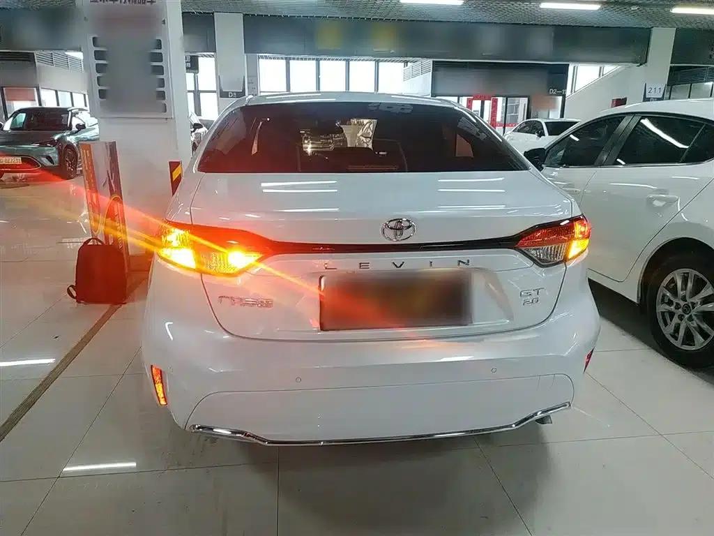 2023 Geely Lingshang 2.0L Luxury Edition — миниатюра 4