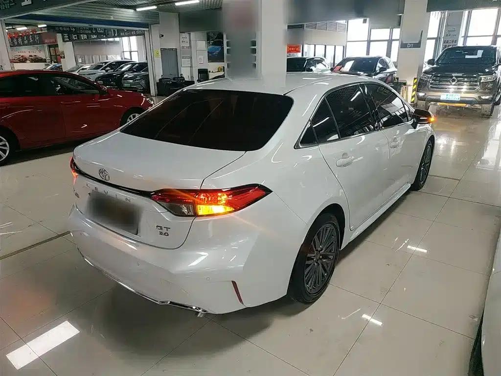 2023 Geely Lingshang 2.0L Luxury Edition — миниатюра 5