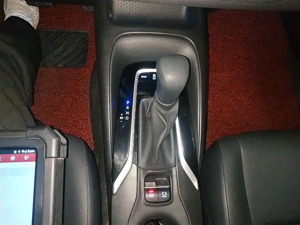 2023 Geely Lingshang 2.0L Luxury Edition — миниатюра 10