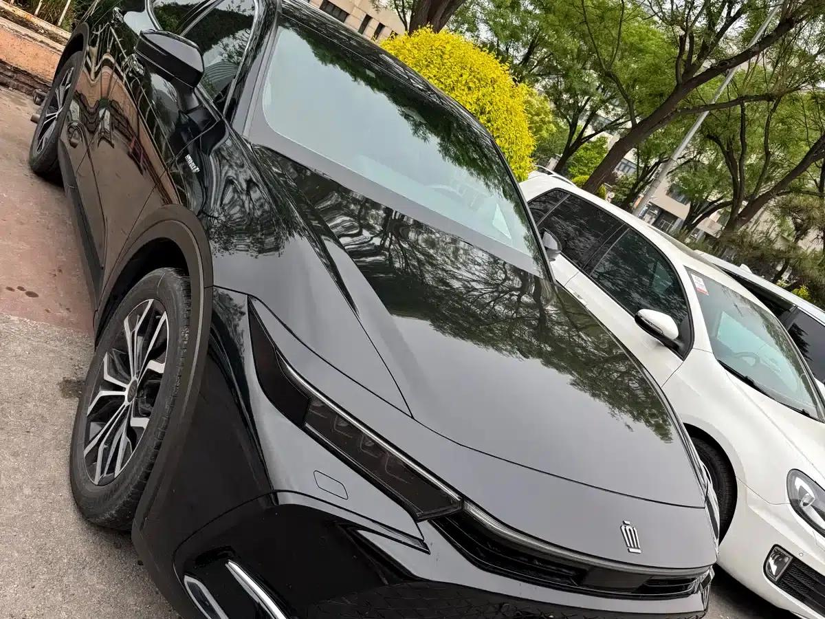 2023 Toyota Crown SportCross 2.5L SportCross HEV 2WD Premium Edition — миниатюра 3