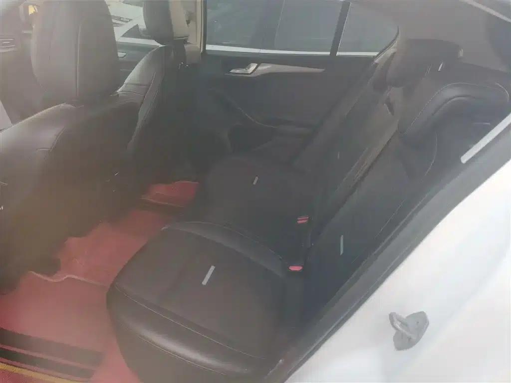 Ford Focus Active 2020 EcoBoost 180 Automatic Trend Edition — миниатюра 14