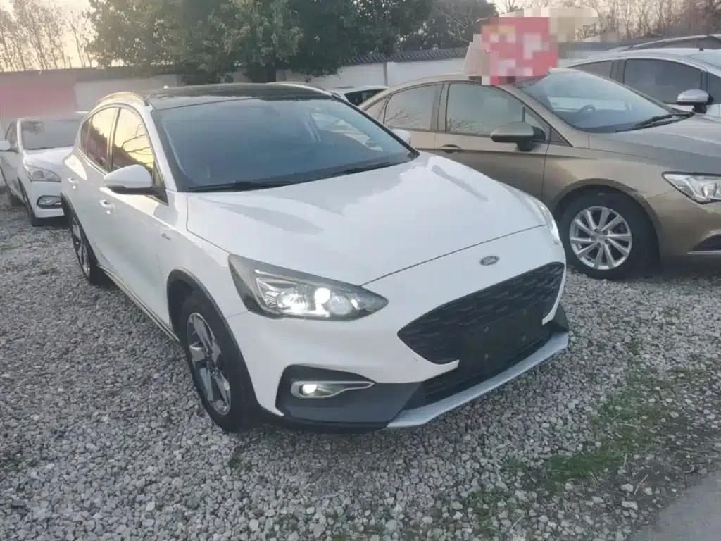 Ford Focus Active 2020 EcoBoost 180 Automatic Trend Edition — миниатюра 20