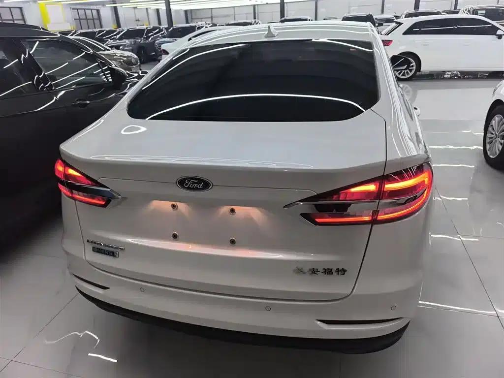 Mondeo PHEV 2018 2.0 PHEV Intelligent Control Fashion Model (National VI Emission Standard) — миниатюра 4
