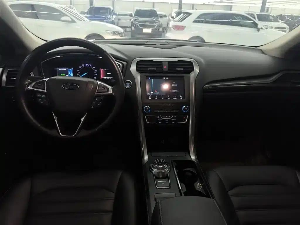 Mondeo PHEV 2018 2.0 PHEV Intelligent Control Fashion Model (National VI Emission Standard) — миниатюра 6
