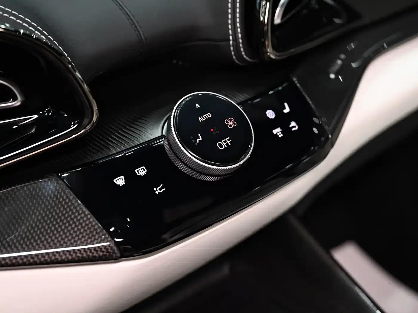 2023 Purosangue 6.5L V12 — миниатюра 12