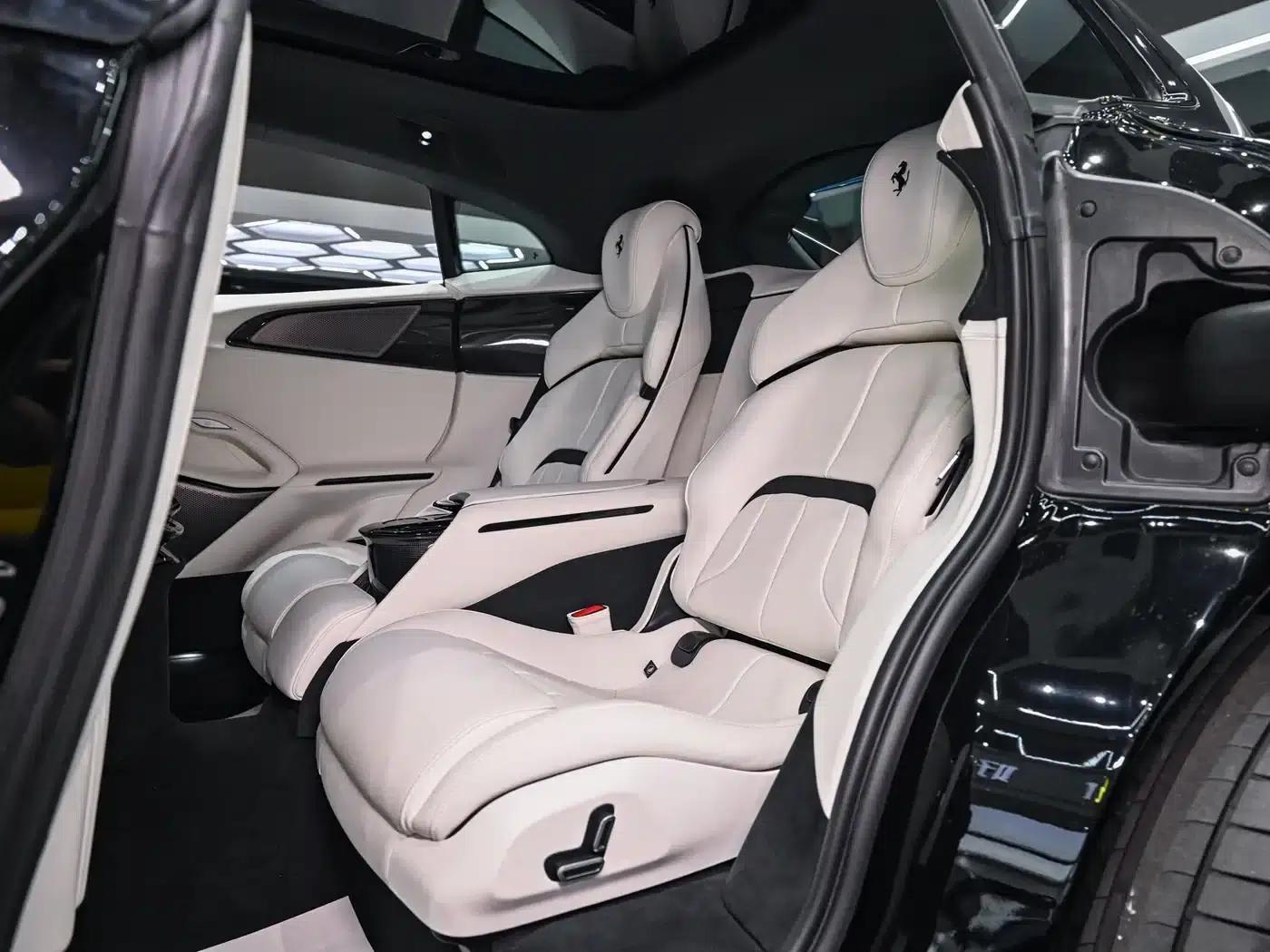 2023 Purosangue 6.5L V12 — миниатюра 17