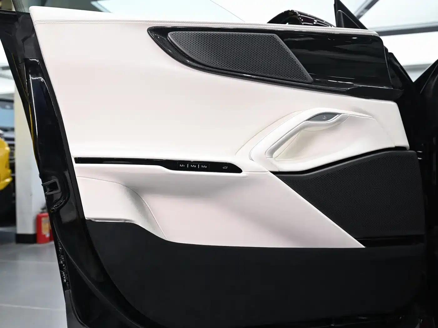 2023 Purosangue 6.5L V12 — миниатюра 26