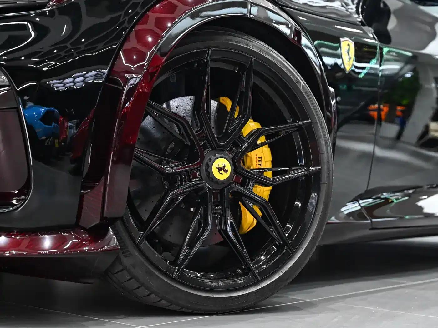 2023 Purosangue 6.5L V12 — миниатюра 37