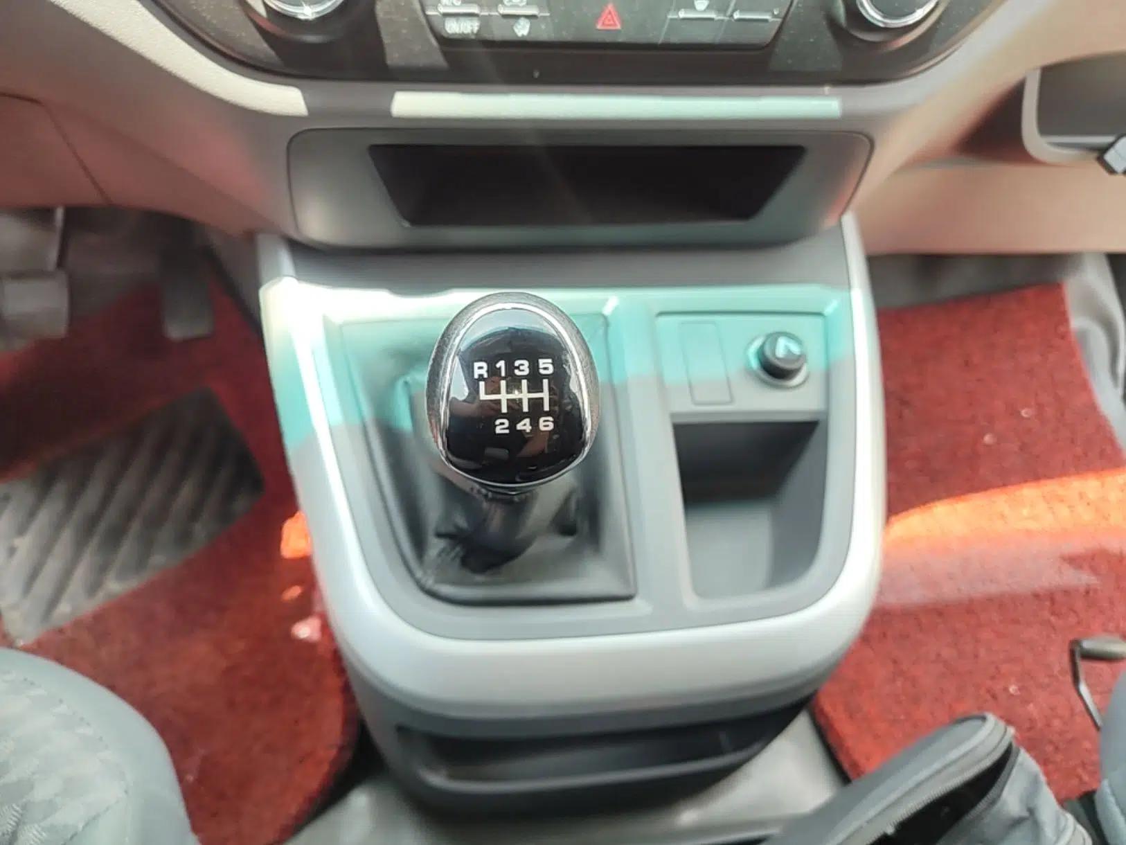 Jinbei Hiace King 2021 2.0L City Transport King Series Express Model Standard Top 6-Seater 1TZS — миниатюра 16