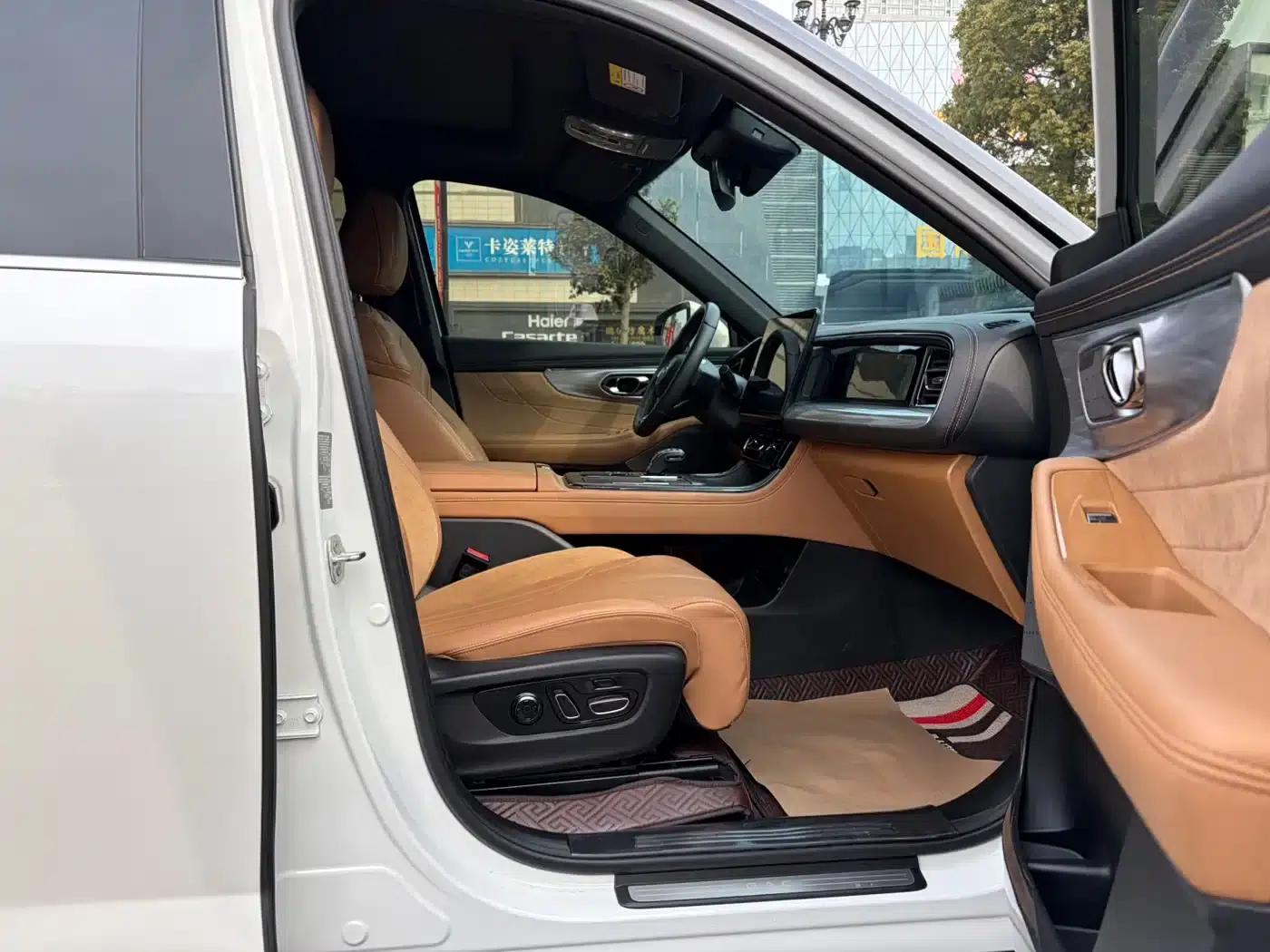Trumpchi ES9 2024 PHEV 143km Traveler Max — миниатюра 14