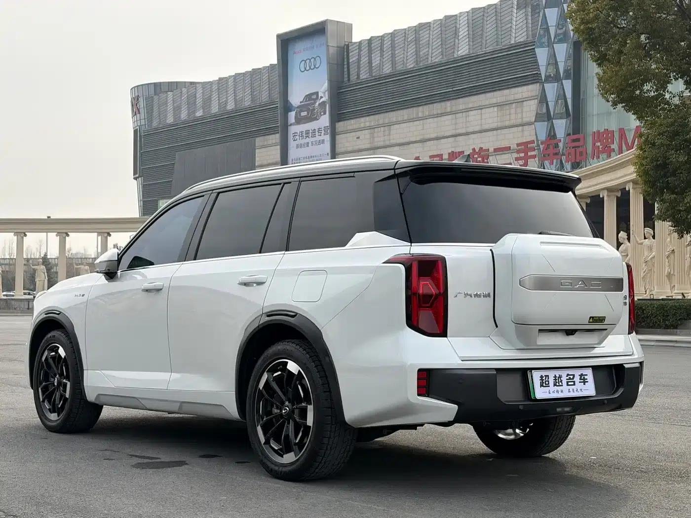 Trumpchi ES9 2024 PHEV 143km Traveler Max — миниатюра 5