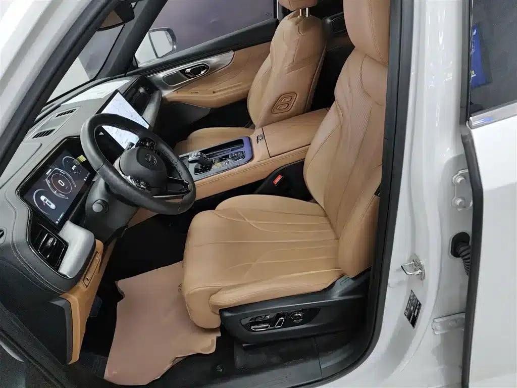 Trumpchi ES9 2024 PHEV 143km Traveler Max — миниатюра 15