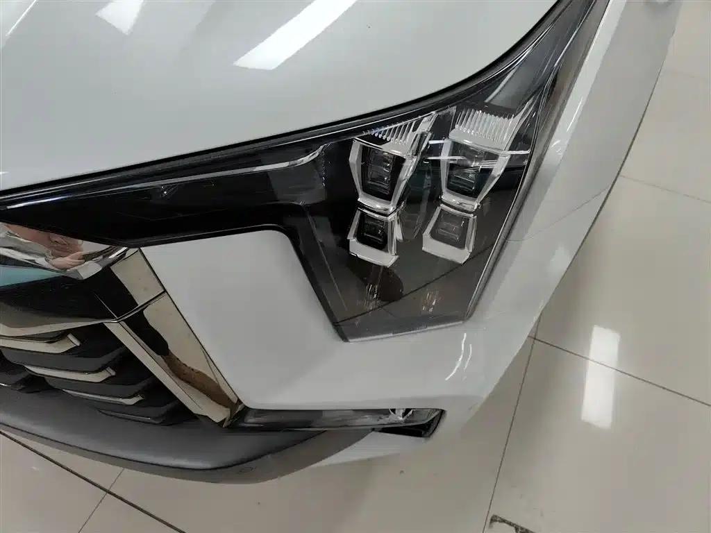 Trumpchi ES9 2024 PHEV 143km Traveler Max — миниатюра 24