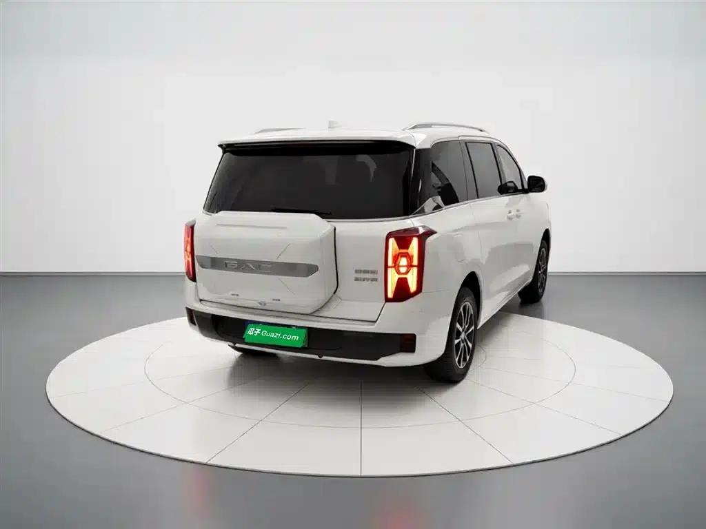 Trumpchi ES9 2024 PHEV 143km Traveler Max — миниатюра 6