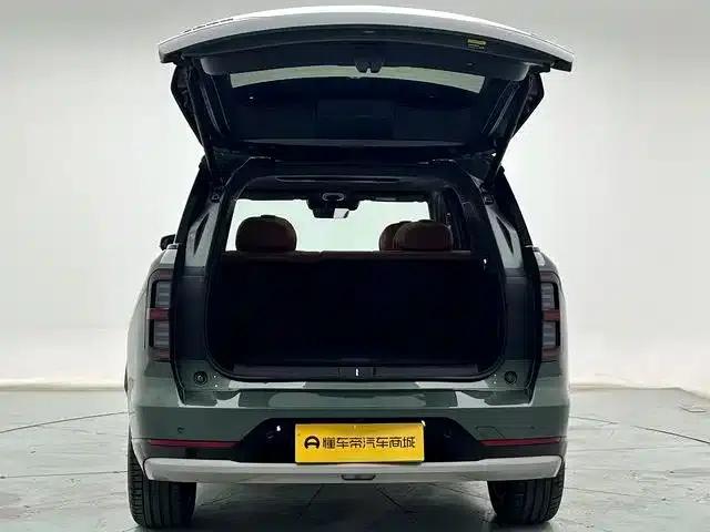 Trumpchi S7 2025 180km/h Ultra AWD LiDAR Edition — миниатюра 23