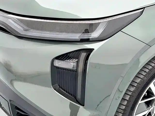 Trumpchi S7 2025 180km/h Ultra AWD LiDAR Edition — миниатюра 26