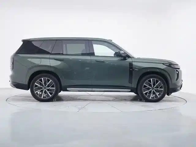 Trumpchi S7 2025 180km/h Ultra AWD LiDAR Edition — миниатюра 8