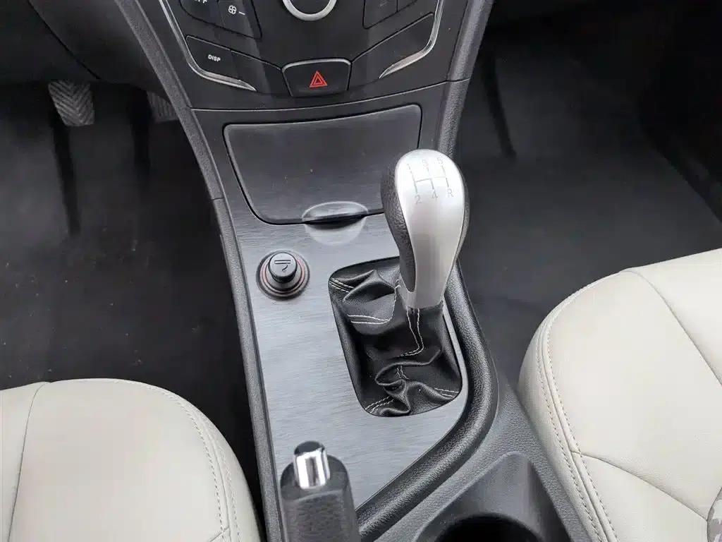 Trumpchi GA3S Vision 2014 1.6L Manual Elite Edition — миниатюра 13