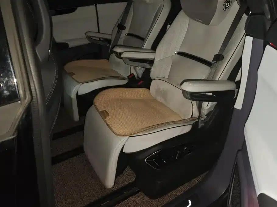 HiPhi X 2021 Founder Edition 6-seater — миниатюра 11