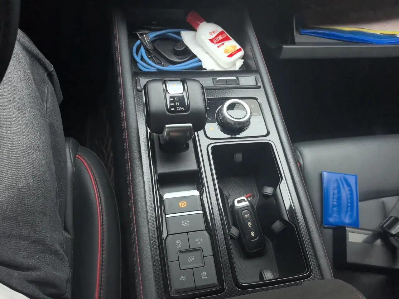 JMC DaDao 2023 Fly-Jiang 2.3T Diesel Automatic 4x4 Boundaryless Model — миниатюра 15